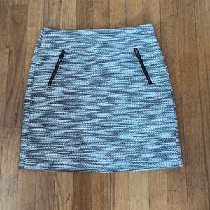 Loft size 4 skirt